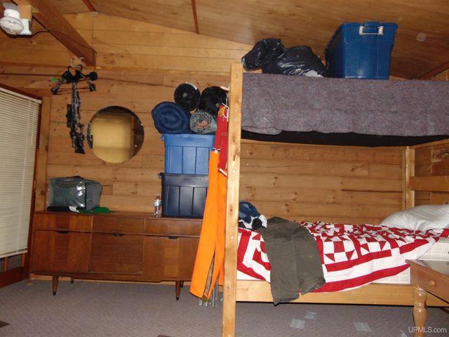 2072 Ff Hwy 16 Road, Iron River, MI 49935