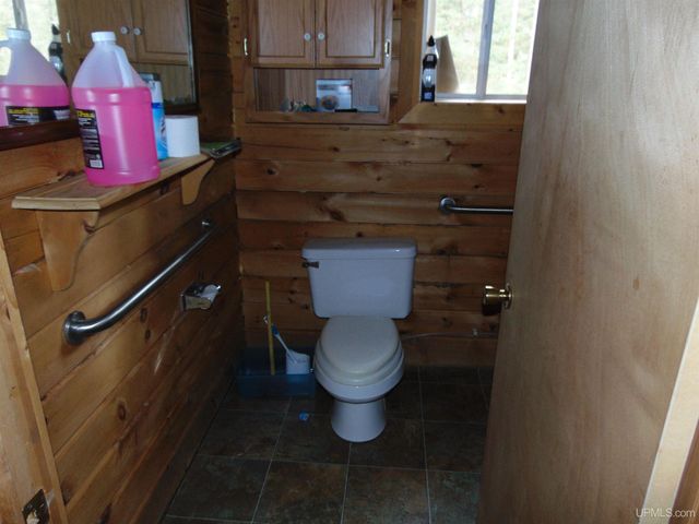 2072 Ff Hwy 16 Road, Iron River, MI 49935