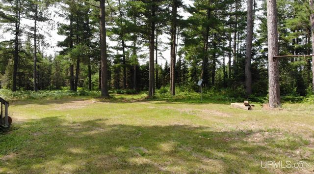 2072 Ff Hwy 16 Road, Iron River, MI 49935