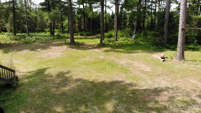 2072 Ff Hwy 16 Road, Iron River, MI 49935