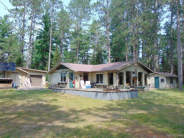 2072 Ff Hwy 16 Road, Iron River, MI 49935