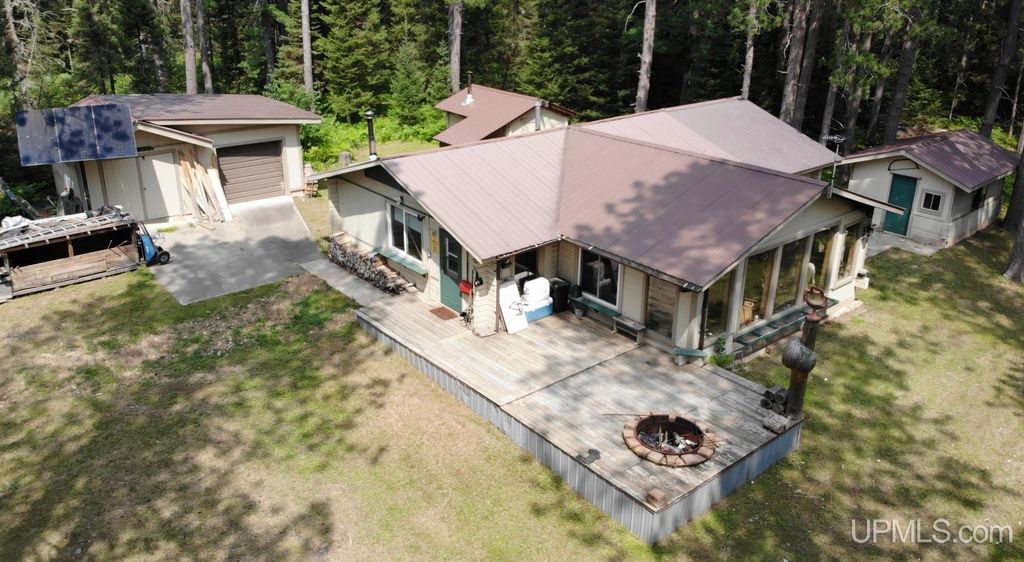 2072 Ff Hwy 16 Road, Iron River, MI 49935