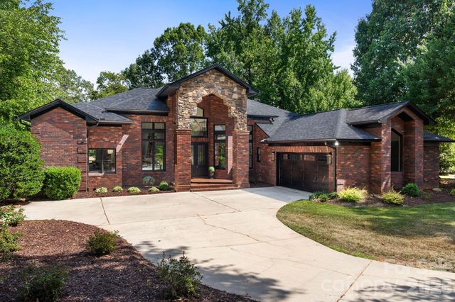 8806 Hearthstone Court, Terrell, NC 28682