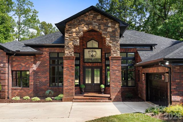 8806 Hearthstone Court, Terrell, NC 28682