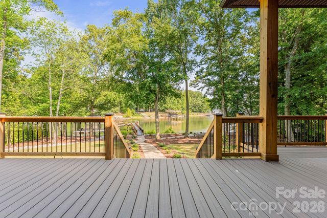 8806 Hearthstone Court, Terrell, NC 28682