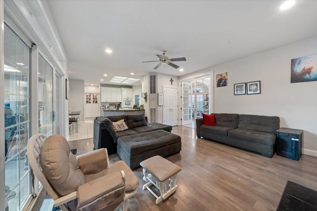 19725 Quercus Lobata Byway, Red Bluff, CA 96080