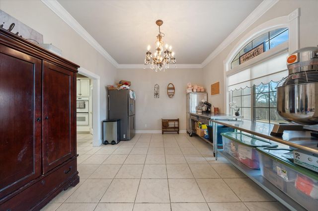 19725 Quercus Lobata Byway, Red Bluff, CA 96080