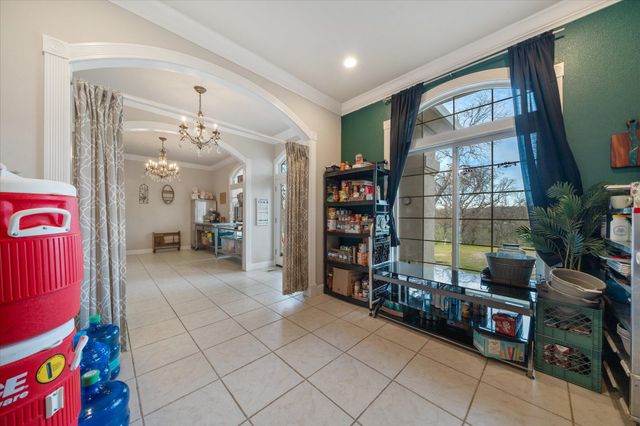 19725 Quercus Lobata Byway, Red Bluff, CA 96080