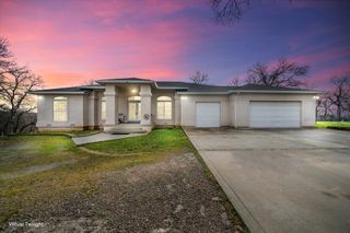 19725 Quercus Lobata Byway, Red Bluff, CA 96080