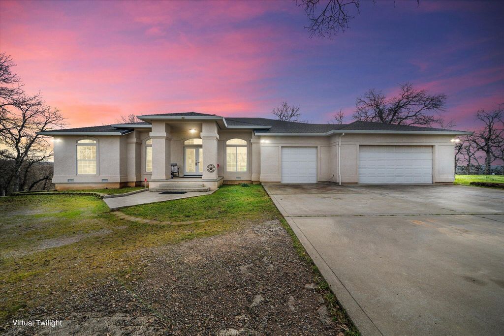 19725 Quercus Lobata Byway, Red Bluff, CA 96080