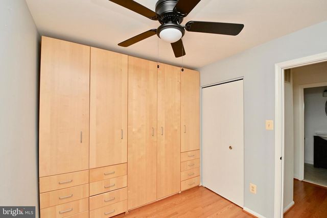10048 WOOD SORRELS LN, Burke, VA 22015