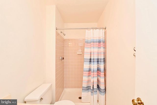 10048 WOOD SORRELS LN, Burke, VA 22015