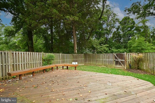 10048 WOOD SORRELS LN, Burke, VA 22015