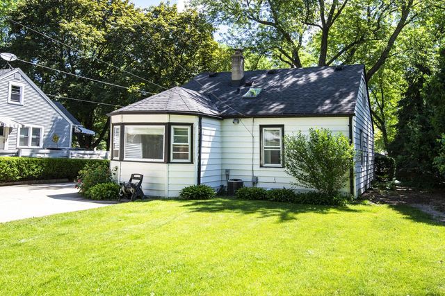 1817 N 118th STREET, Wauwatosa, WI 53226