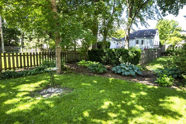 1817 N 118th STREET, Wauwatosa, WI 53226