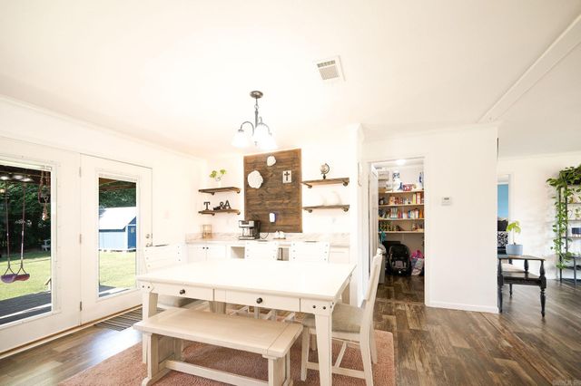 110 Roberson Dr Drive, Pleasant Plains, AR 72568