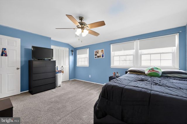 23 INDIAN BIRCH RD, Blackwood, NJ 08012