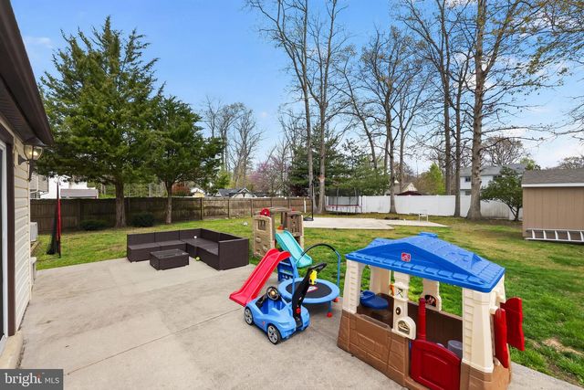 23 INDIAN BIRCH RD, Blackwood, NJ 08012