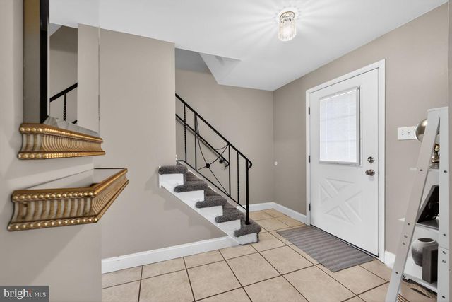 23 INDIAN BIRCH RD, Blackwood, NJ 08012