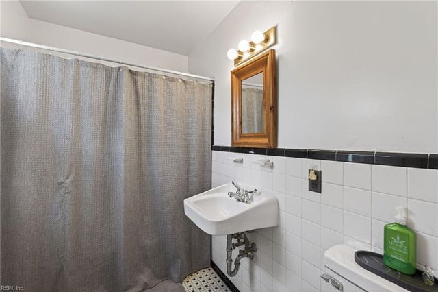 216 55th ST, Virginia Beach, VA 23451