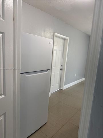 172 NW 12th Street 1, Miami, FL 33136
