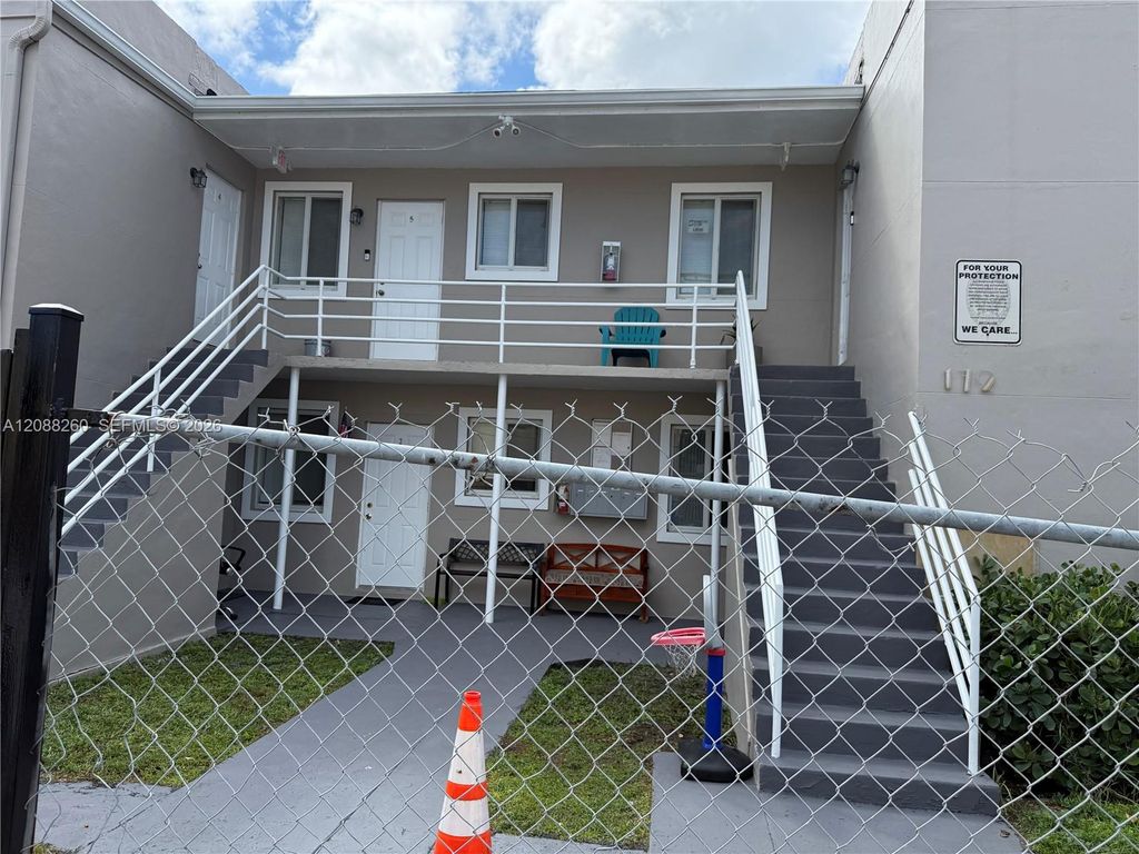 172 NW 12th Street 1, Miami, FL 33136