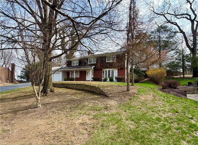 3206 Brunton Dr, Shaler, PA 15116