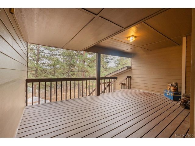 8016 Acoma Dr, Larkspur, CO 80118