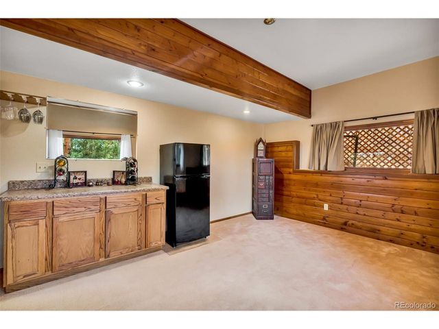 8016 Acoma Dr, Larkspur, CO 80118