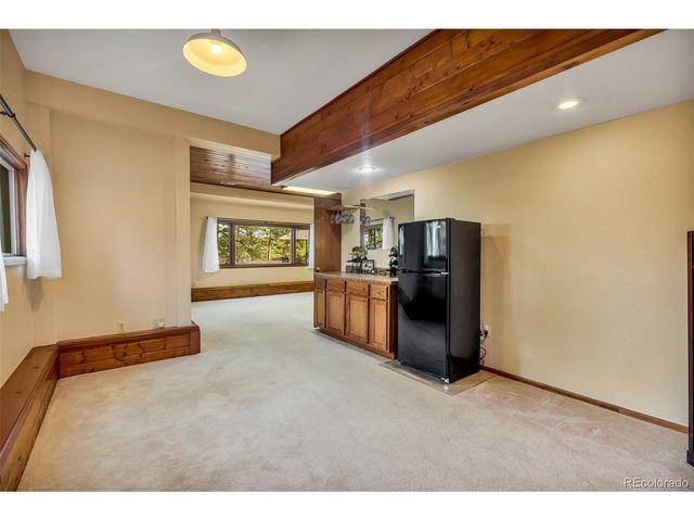 8016 Acoma Dr, Larkspur, CO 80118