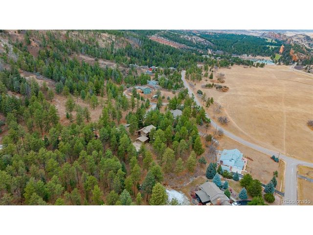 8016 Acoma Dr, Larkspur, CO 80118