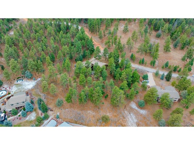 8016 Acoma Dr, Larkspur, CO 80118