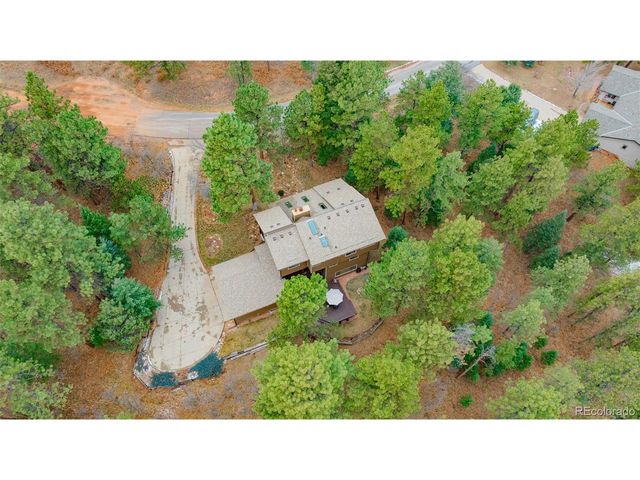 8016 Acoma Dr, Larkspur, CO 80118