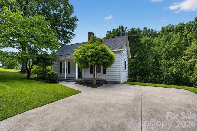 619 N Mountain Street, Cherryville, NC 28021
