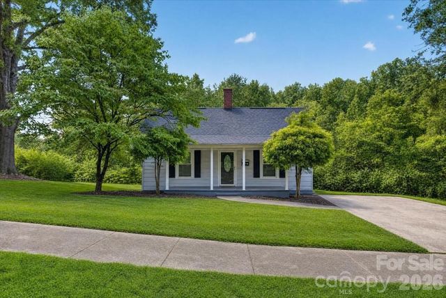 619 N Mountain Street, Cherryville, NC 28021