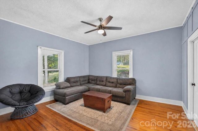 619 N Mountain Street, Cherryville, NC 28021