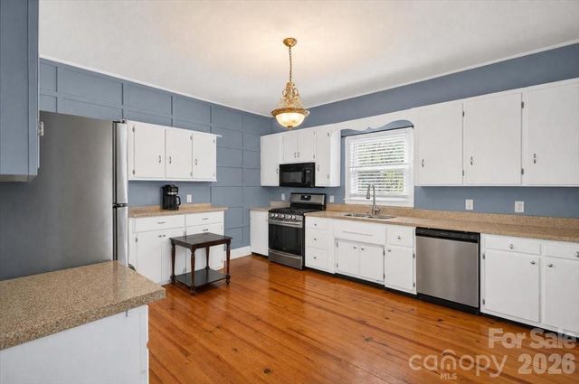 619 N Mountain Street, Cherryville, NC 28021
