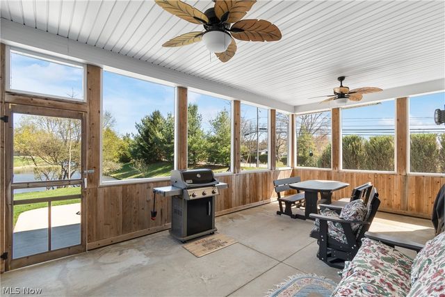 535 E Caston Road, Green, OH 44685