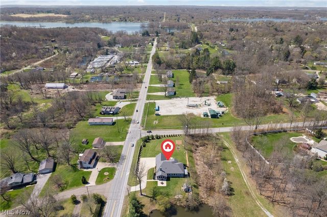 535 E Caston Road, Green, OH 44685