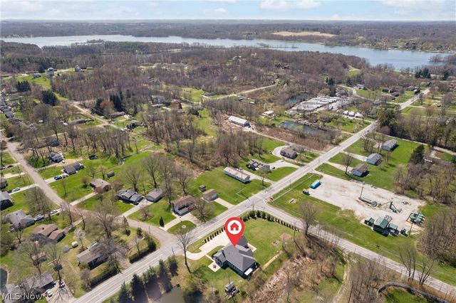 535 E Caston Road, Green, OH 44685