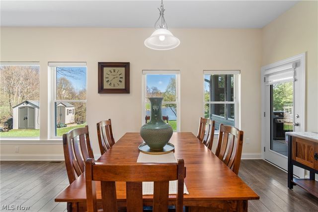 535 E Caston Road, Green, OH 44685