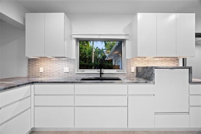 2614 NE 15th Street, Fort Lauderdale, FL 33304