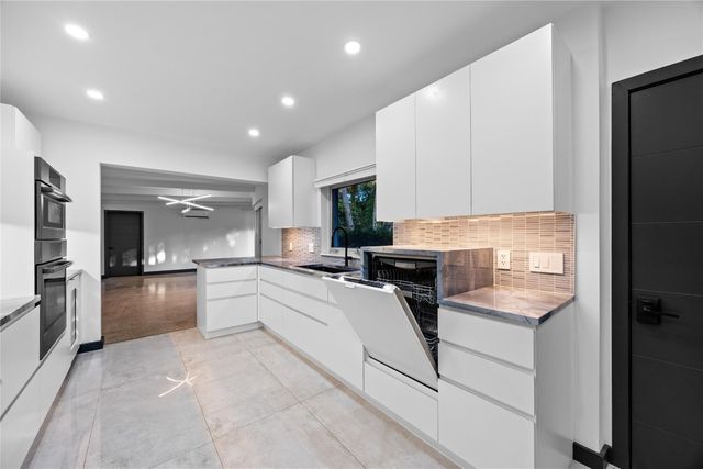 2614 NE 15th Street, Fort Lauderdale, FL 33304