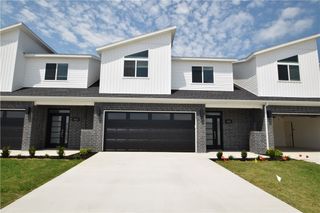 411 Amethyst Road, Centerton, AR 72719
