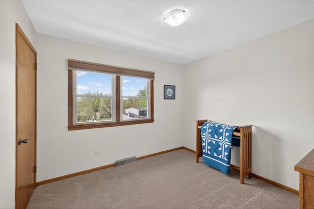 537 17th Street NW, Rochester, MN 55901