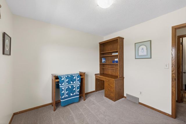 537 17th Street NW, Rochester, MN 55901