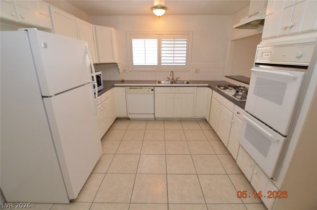 608 Anatolia Lane, Las Vegas, NV 89145