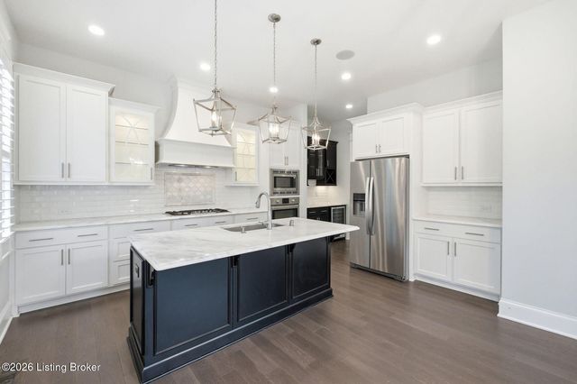 6300 Mistflower Cir, Prospect, KY 40059