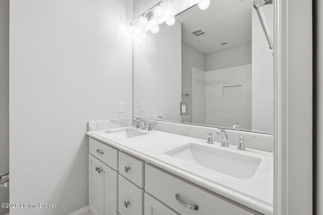 6300 Mistflower Cir, Prospect, KY 40059