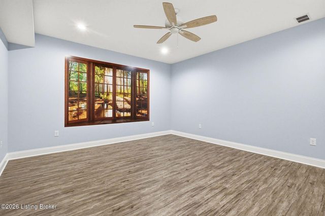 6300 Mistflower Cir, Prospect, KY 40059
